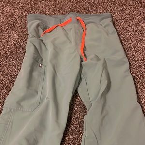 Fig scrub bottoms